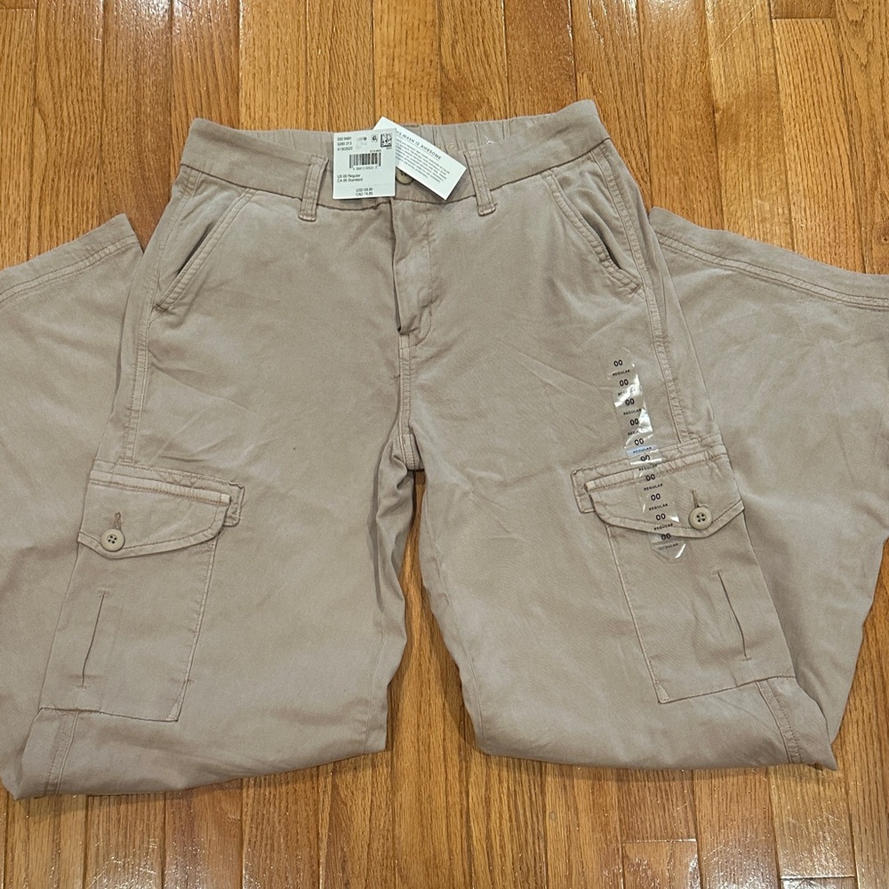 Women’s Tan Cargo Pants